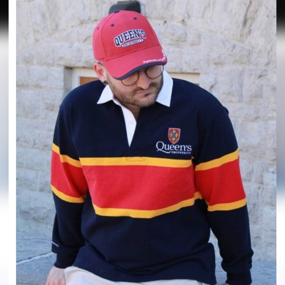 Barbarian Rugby Wear Queen’s University Rugby Shirt Small Navy Red Yellow Stripe